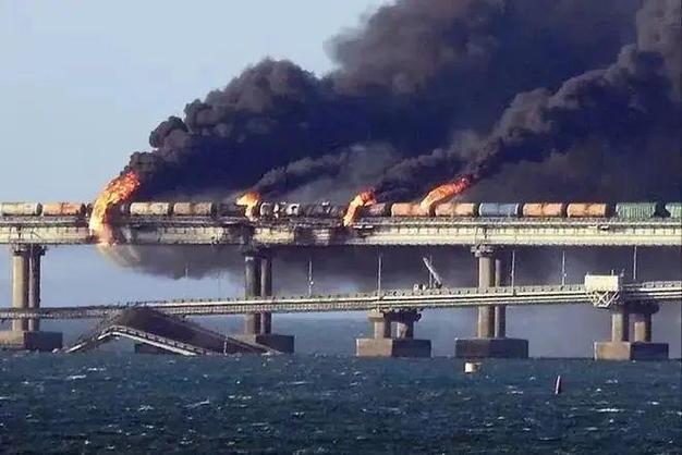 澳门一码一肖一特一中管家和乌袭击克里米亚大桥与乌袭击克里米亚大桥画面曝光