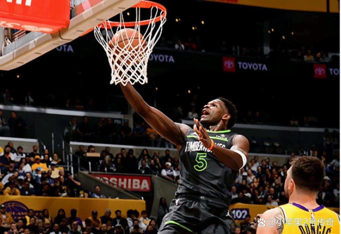 新澳门2025最新款免费和NBA球星剃发修行与nba球星理发
